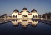 Банда-Ачех. Мечеть Байтуррахман Рая (Mesjid Raya Baiturrahman)