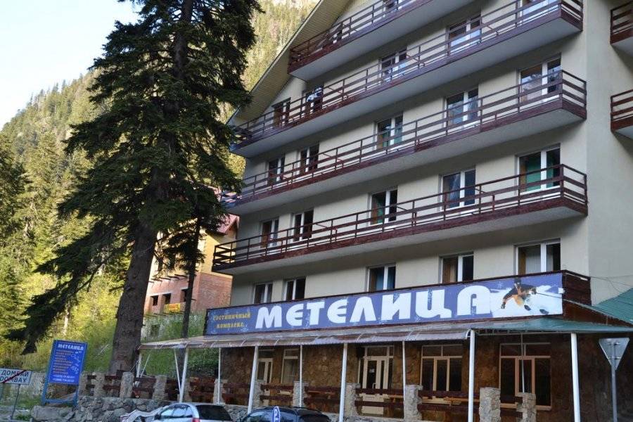 Гостиница метелица домбай фото