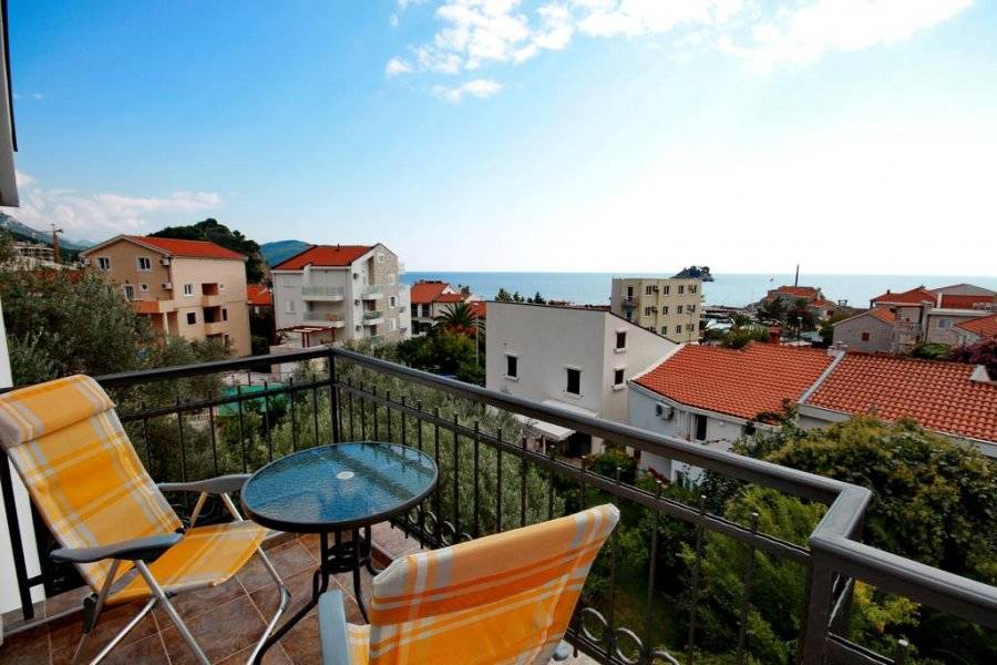 Petrovac Apartments