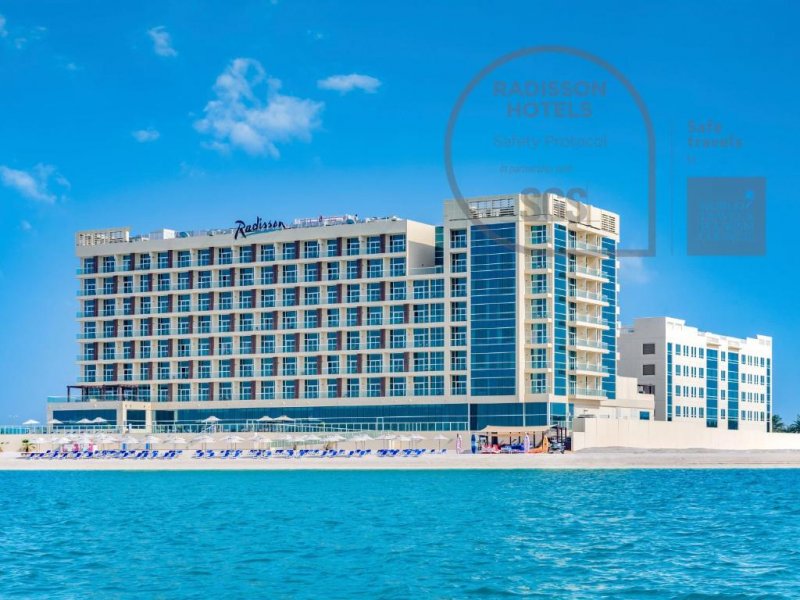 Рас эль хайма дубай. Мовенпик отель рас аль хайм. Хэмптон рас аль хайма. Рэдиссон резорт рас аль хайма. Отель риксос рас эль хайма.