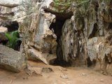 Пещеры Амбони